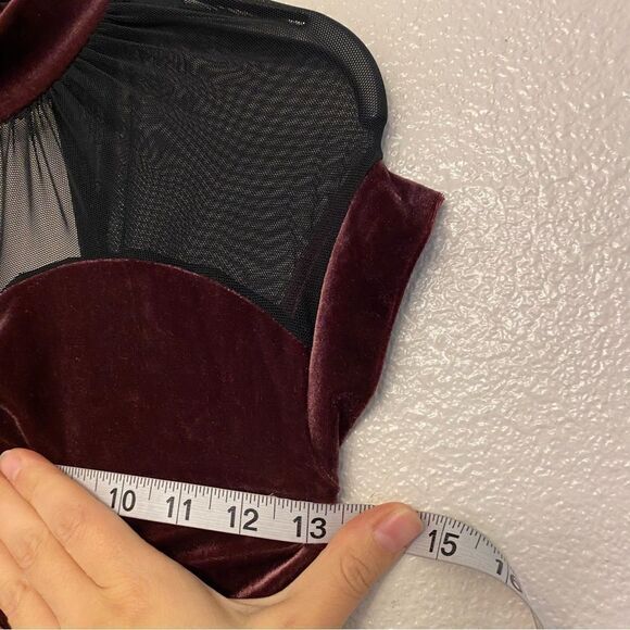 WEISSMAN Dance costume burgundy velvet mesh Unsteady
12512 unitard LC child - Picture 6 of 12